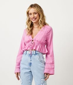 Blusa em Algodão com Entremeios Amarração Frontal e Babado