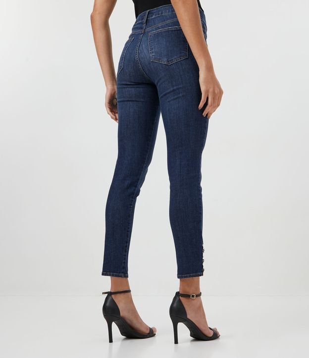 Calça Skinny Jeans com Botões na Barra Azul 4