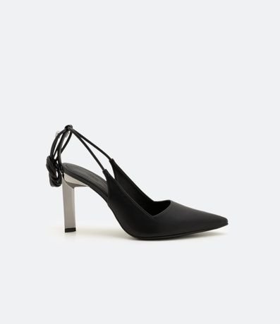 Sapato Scarpin com Salto Diferenciado e Bico Fino Preto - Renner