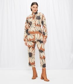 Calça Baggy em Sarja com Estampa Floral