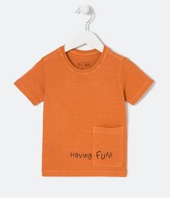 Camiseta Infantil com Bolso Lateral - Tam 2 a 5 anos