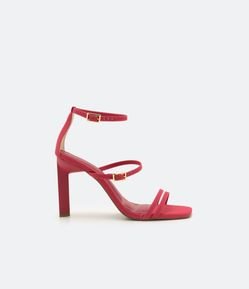 Sandália Multitiras com Salto Diferenciado e Bico Quadrado