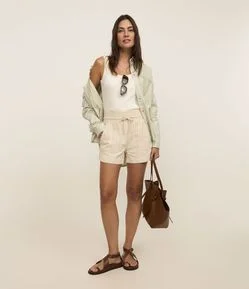 Short Runner em Algodão com Bolsos Aplicados