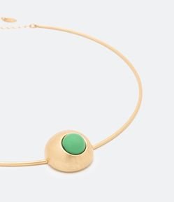 Gargantilha em Metal Rígida e Pingente com Detalhe em Resina