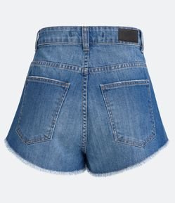 Short Cintura Alta em Jeans com Brilhos no Forro do Bolso
