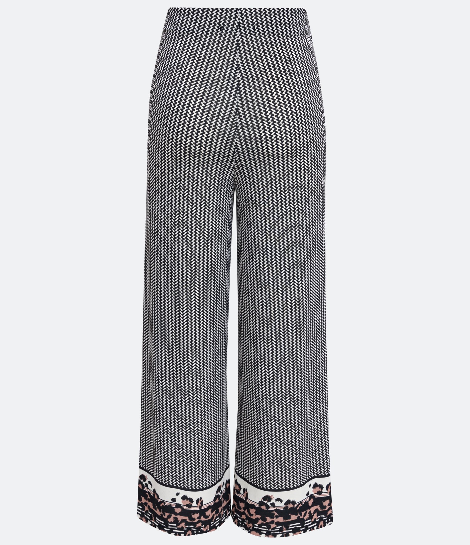 Calça Pantacourt Jersey com Mix de Estampas Preto 3