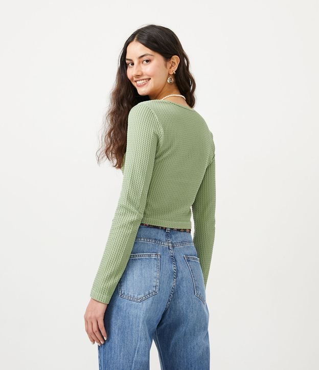 Blusa en Poliamida Texturizada con Manga Larga Verde 3