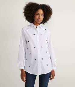 Camisa em Tricoline com Estampa de Florzinhas