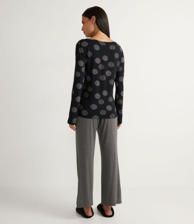 Pijama Largo en Viscolycra con Estampado Lunares y Encaje Negro 2