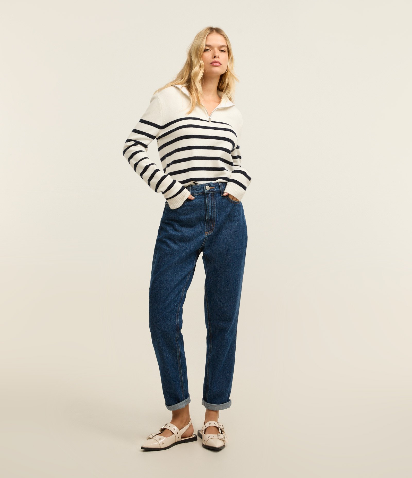Calça Mom em Jeans com Cintura Alta e Costura Aparente Azul 1