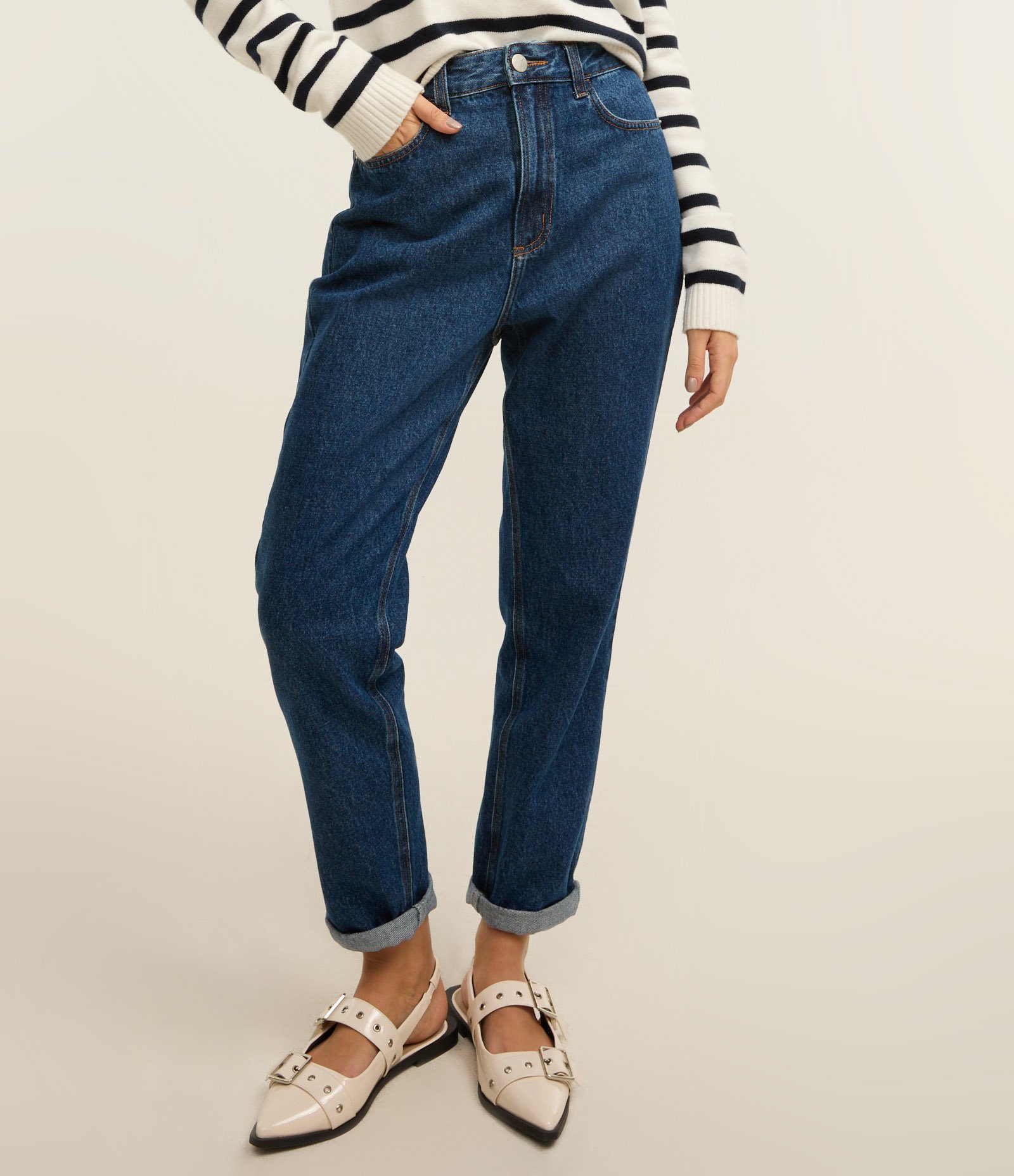 Calça Mom em Jeans com Cintura Alta e Costura Aparente Azul 3
