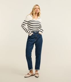 Calça Mom em Jeans com Cintura Alta e Costura Aparente