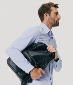 Mochila em Material Sintético com Bolso