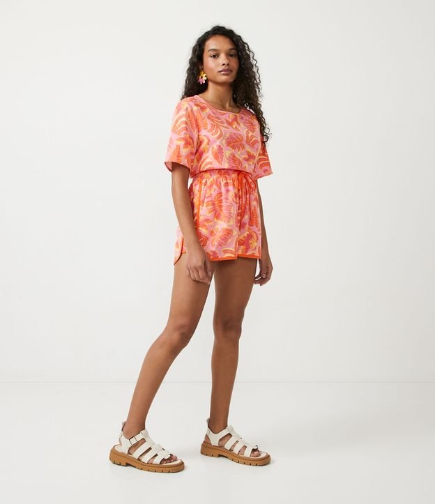 Short Runner em Linho com Estampa Folhagens