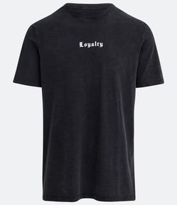 Camiseta Manga Curta em Algodão Estonada com Estampa Loyalty
