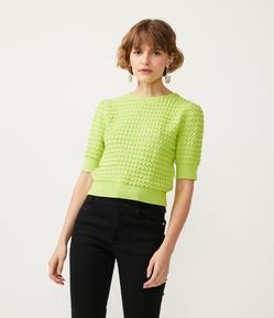 Blusa em Tricô com Ponto Diferenciado