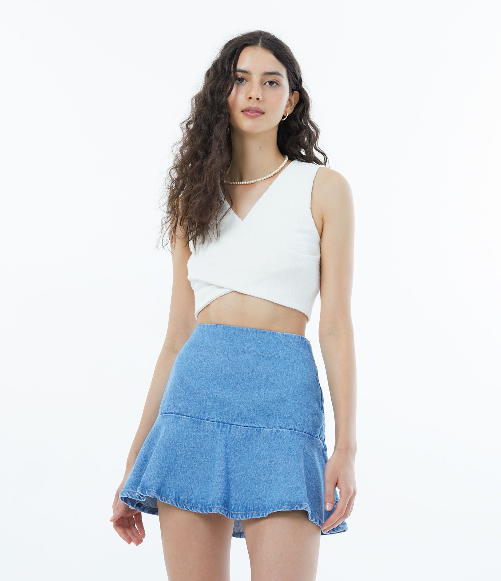 Blusa Regata Cropped Transpassada e Texturizada Branco 1