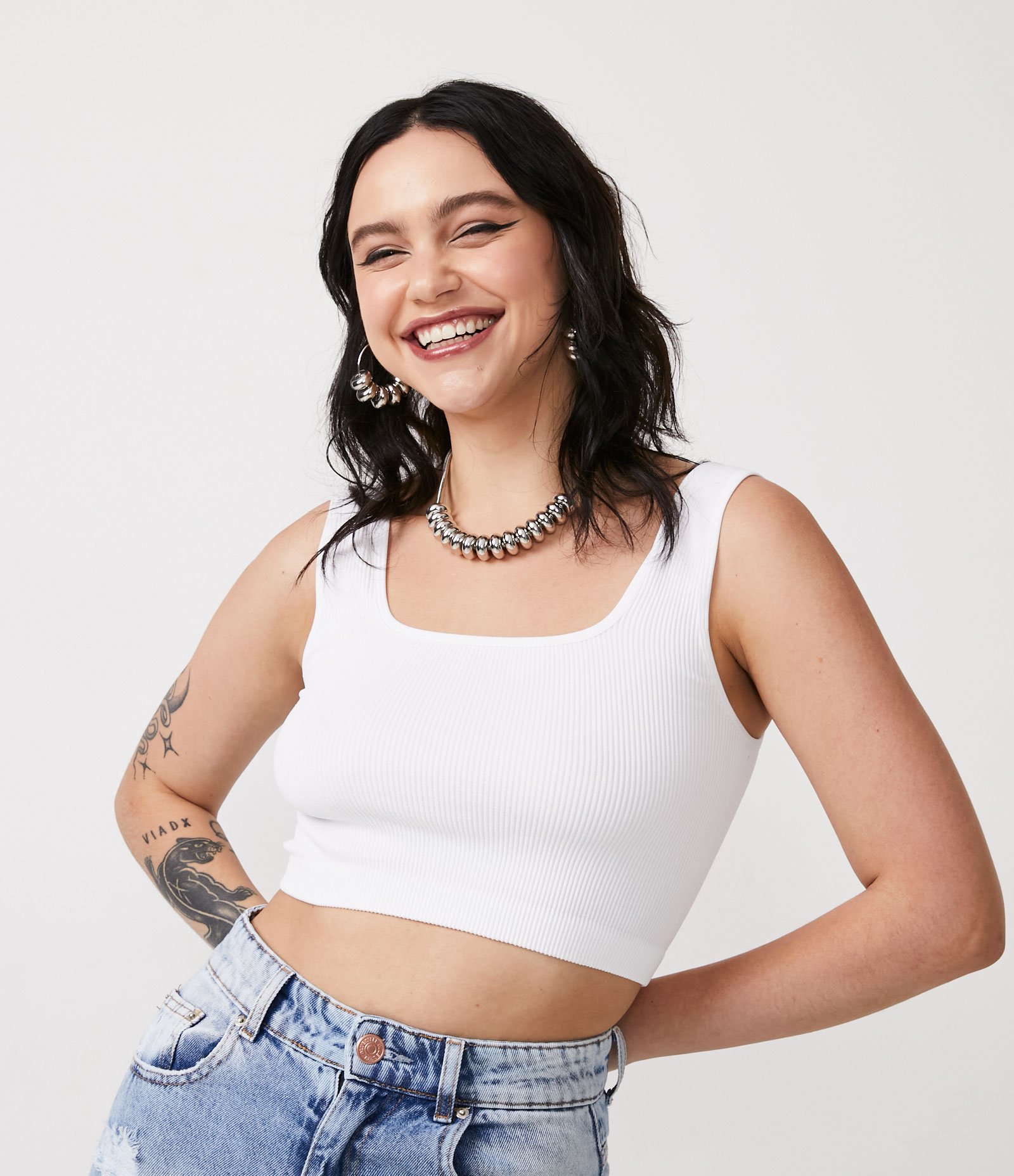 Blusa Regata Cropped Básica em Poliamida Canelada sem Costura 1