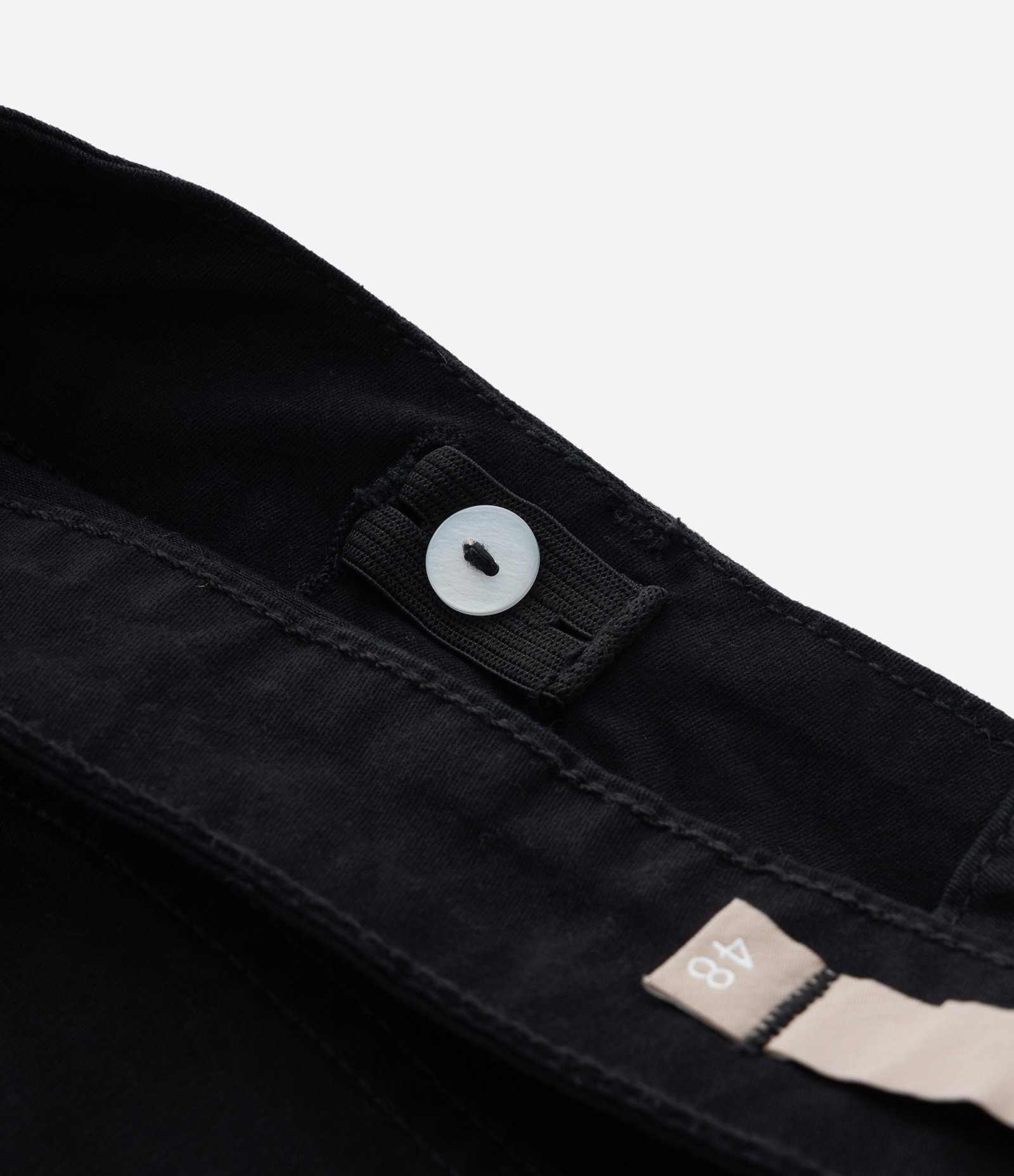 Calça Skinny Básica em Sarja Curve & Plus Size Preto 9