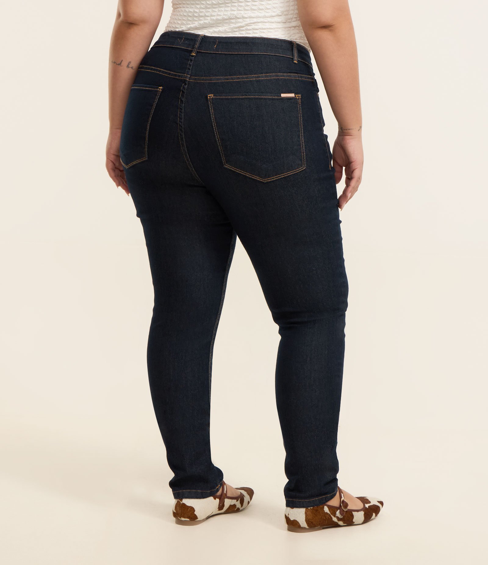 Calça Skinny Básica em Jeans com Elastano Curve & Plus Size Azul 3