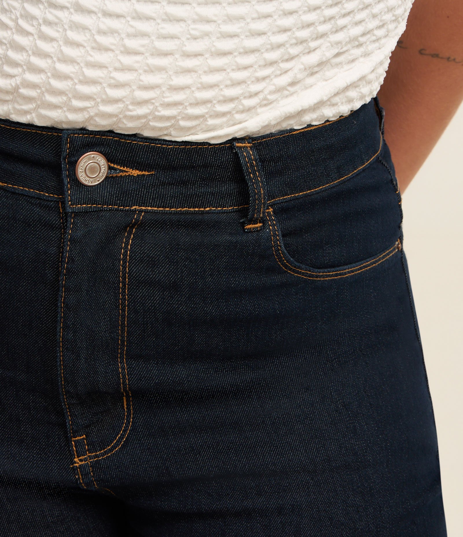 Calça Skinny Básica em Jeans com Elastano Curve & Plus Size Azul 4