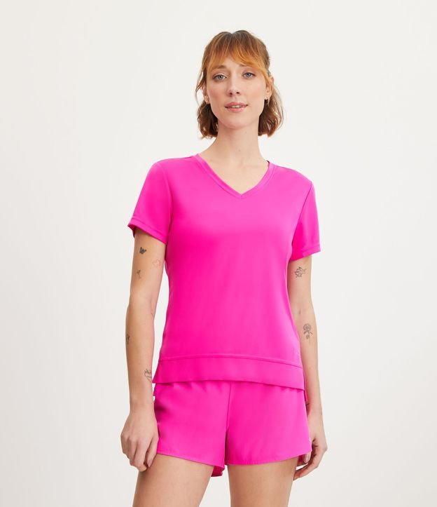 Camiseta Esportiva com Gola V e Barra Mullet Rosa 1