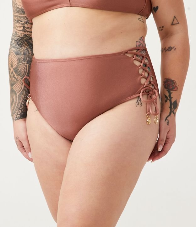Biquíni Calcinha Hot Pants em Poliamida com Amarração Curve & Plus Size