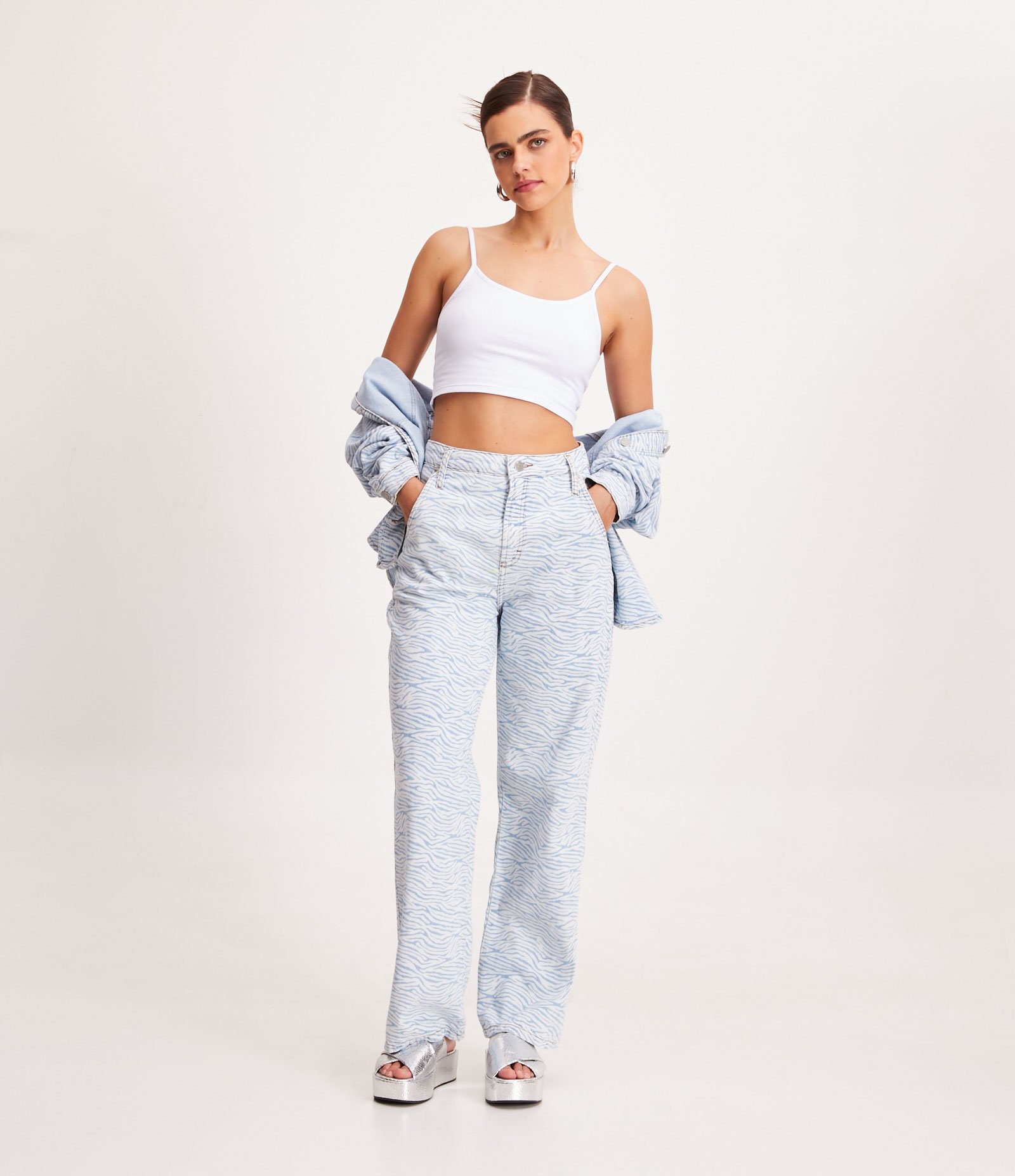 Blusinha de Alça Cropped em Cotton Branco 2