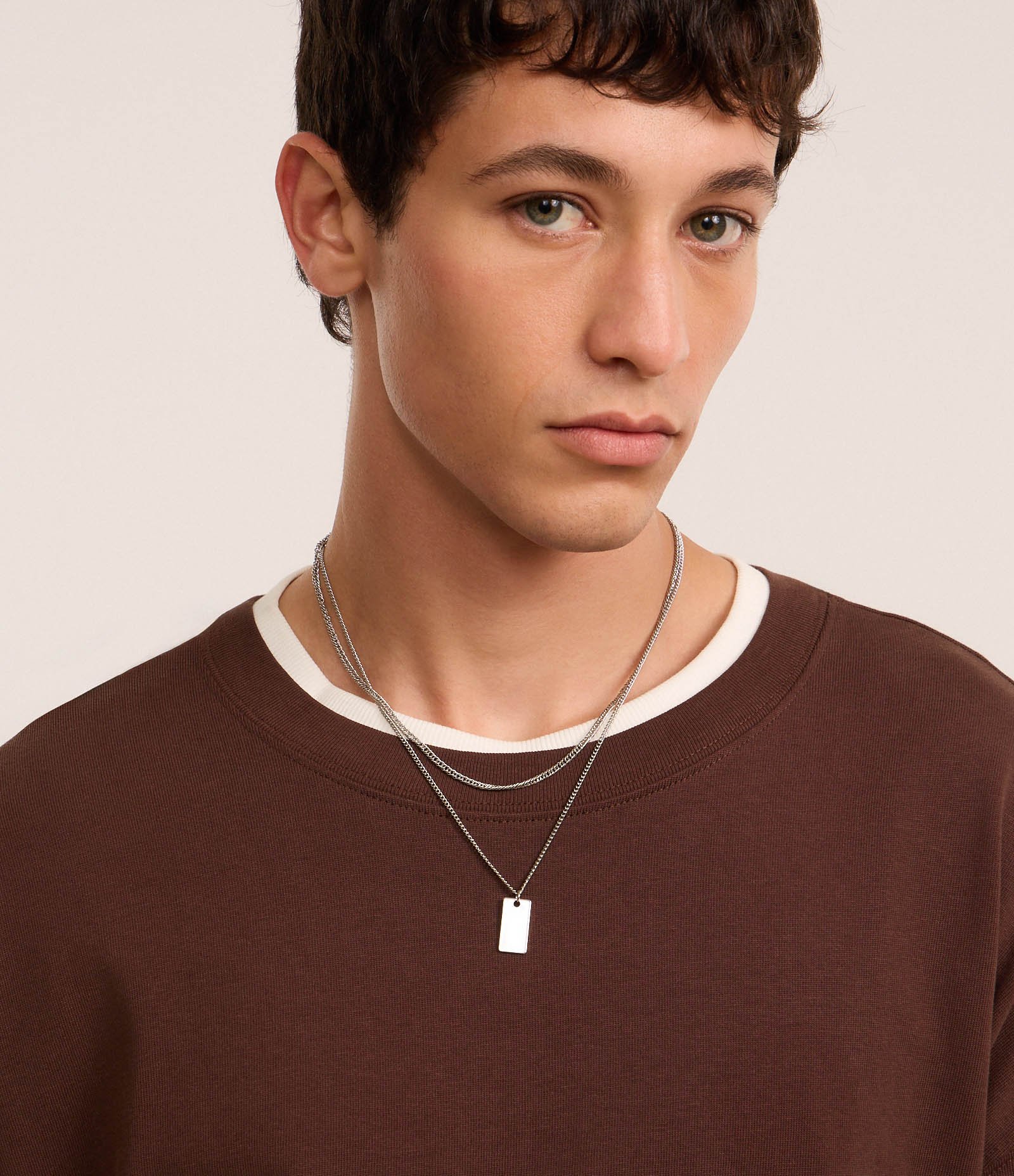 Colar Camadas em Metal com Plaquinha Prata 3