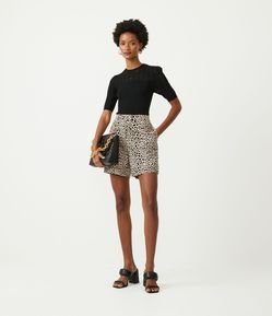 Short em Algodão Satin com Estampa Animal Print