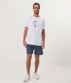 Bermuda com Cós Contrastante e Estampa em Repetição