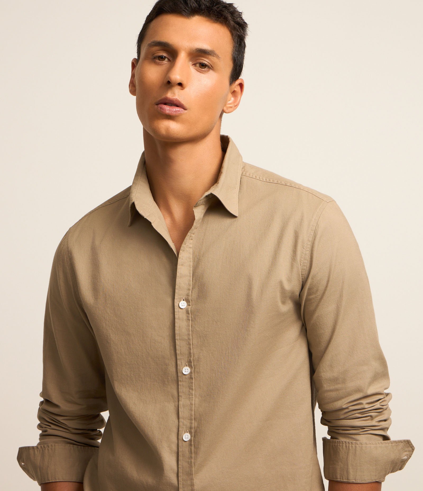 Camisa Comfort Básica em Linho e Algodão 3