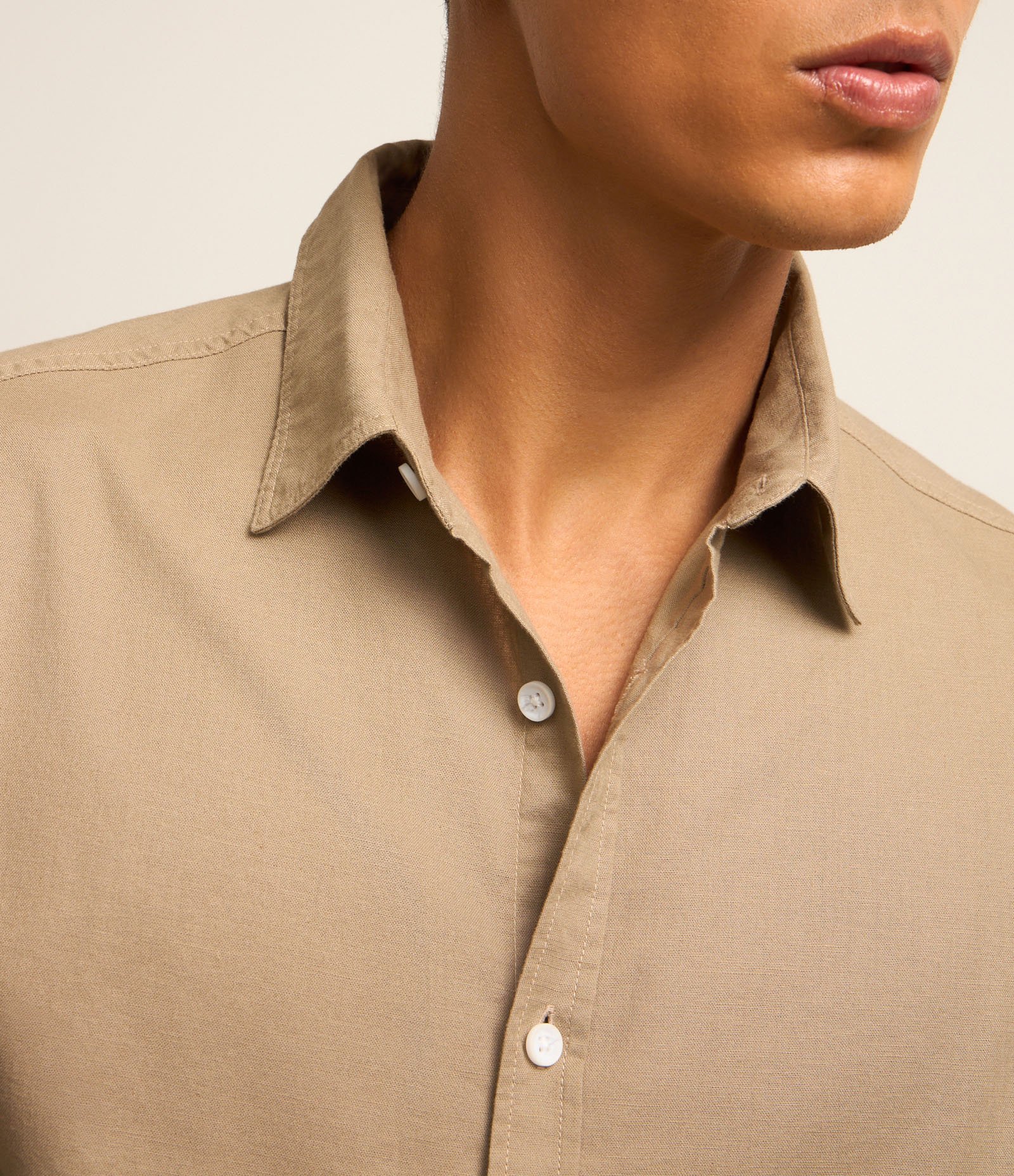 Camisa Comfort Básica em Linho e Algodão 4