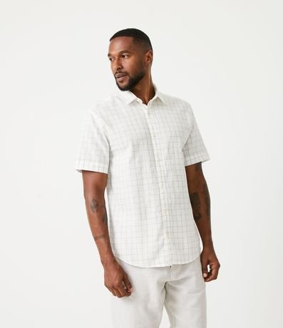Camisa Comfort em Linho com Estampa Xadrez Menor preço em Camisa Comfort em Linho com Estampa Xadrez