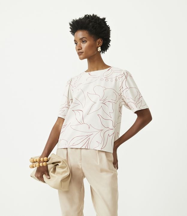 Blusa em Linho com Estampa Floral