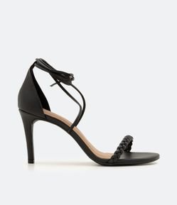 Sandália com Amarração e Salto Fino