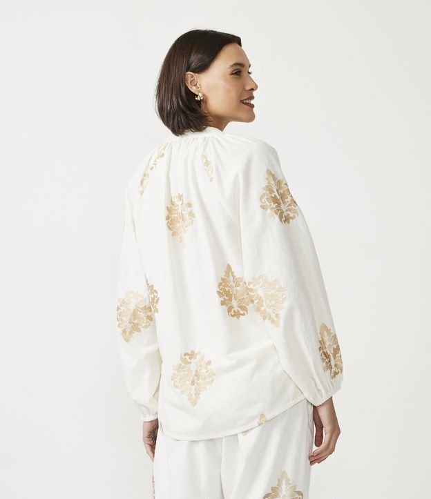 Blusa Bata en Algodón con Arabesco Bordado Off White 3