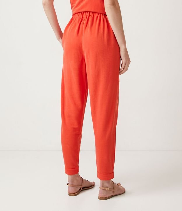 Pantalón Jogger en Orly con Hebilla Naranja 3