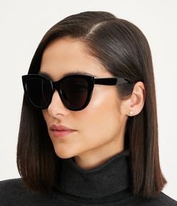 Óculos de Sol Gateado Médio com Lentes Degradê