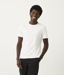 Camiseta Slim em Algodão com Manga Curta