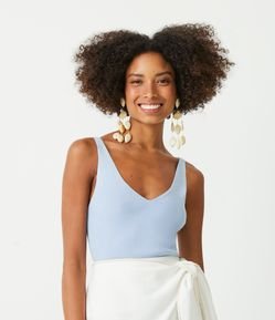 Blusa Regata Canelada em Tricô Leve com Decote V