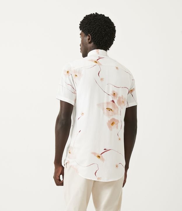 Camisa Slim en Viscosa con Estampado Floral Blanco 3