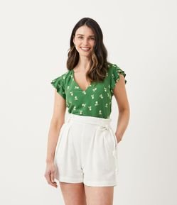 Blusa em Viscolinho com Babados e Estampa de Frutinhas