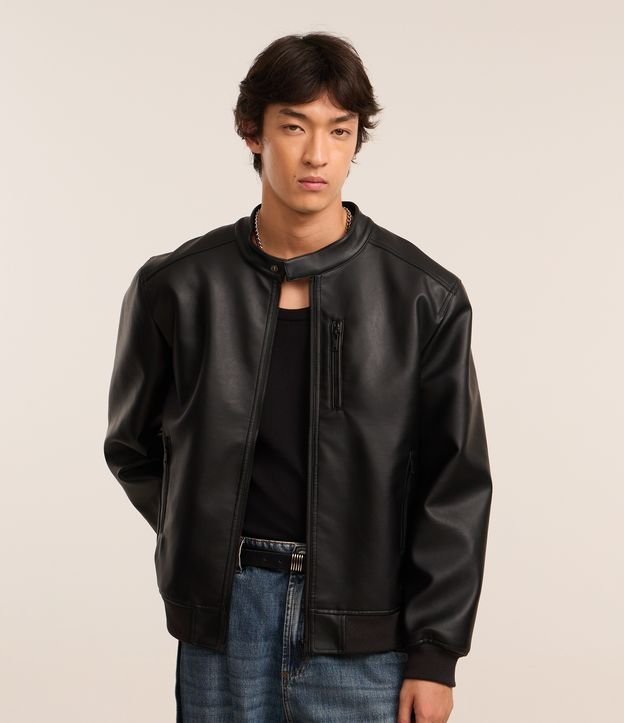 Cor: Preto | Tamanho: M