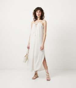 Vestido New Midi em Viscolinho com Decote V