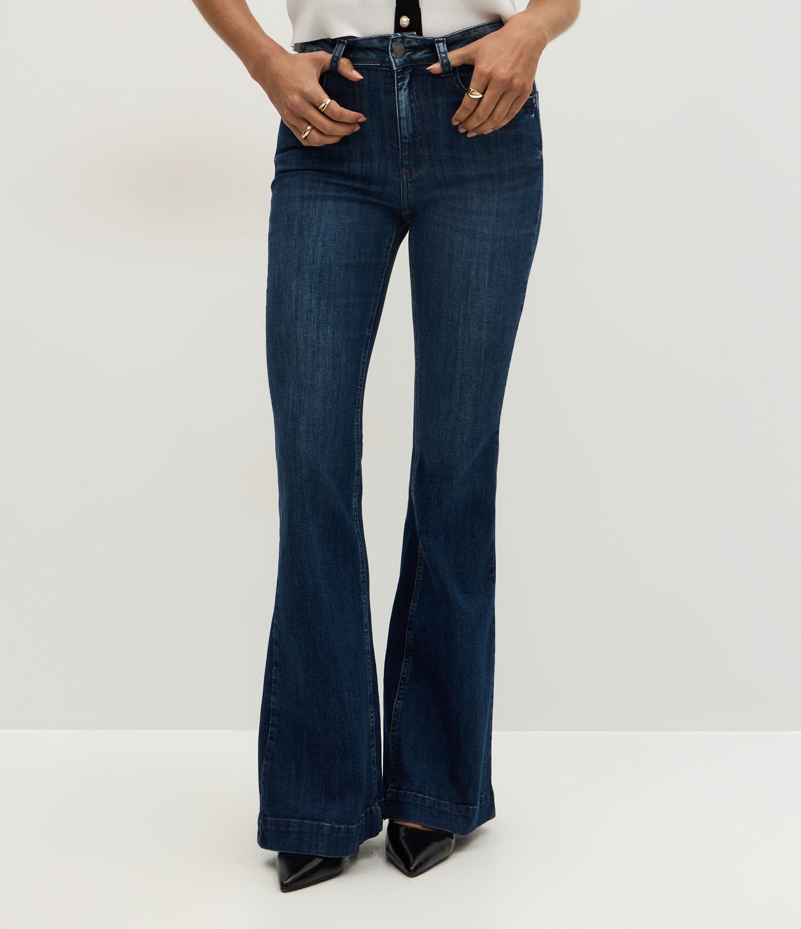 Calça Flare Jeans com Bolsos Azul 3