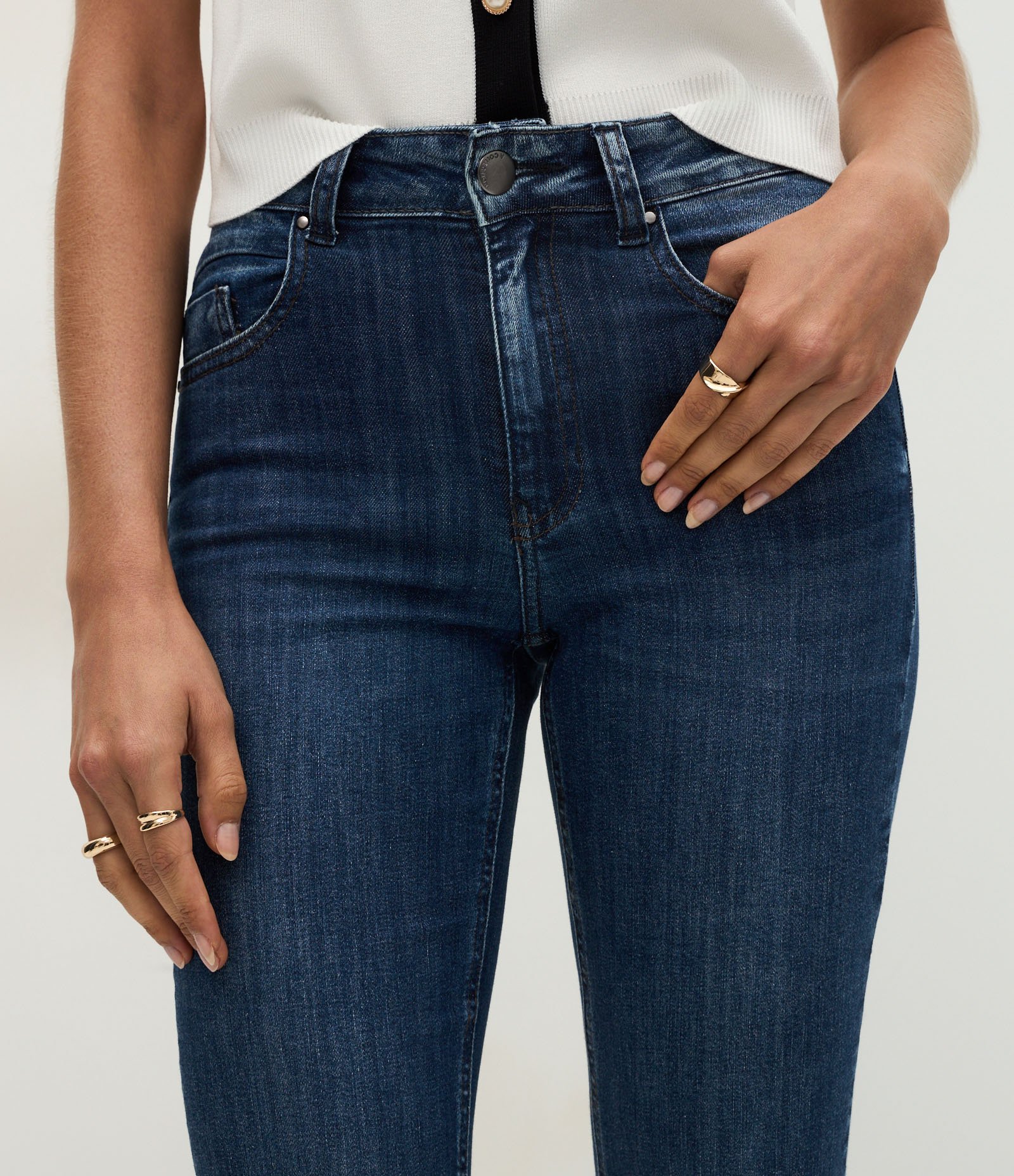 Calça Flare Jeans com Bolsos Azul 4
