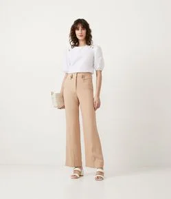 Calça Flare em Viscose Responsável com Aleta Pespontada