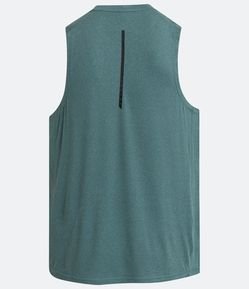 Regata Regular Esportiva com Etiqueta na Barra e Detalhe Contrastante