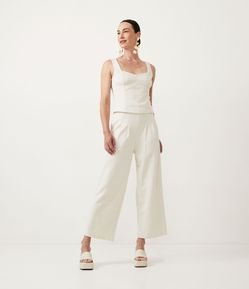 Calça Pantalona em Tweed com Preguinhas